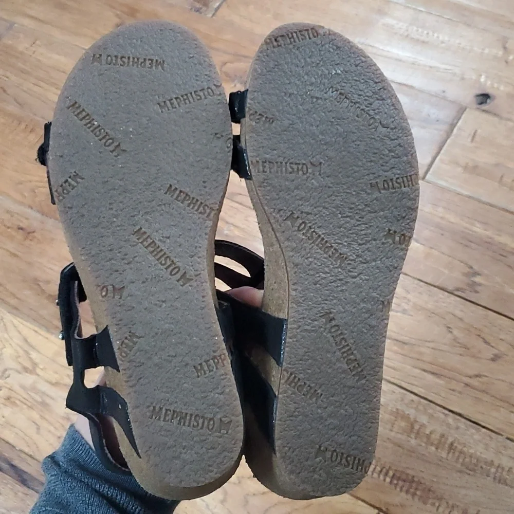 Mephisto Minoa wedge sandals